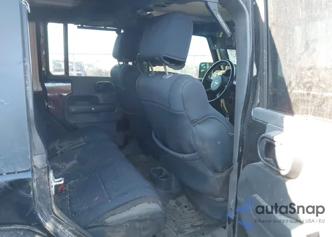 2010 Jeep Wrangler Unlimited Sport z USA, uszkodzony, nr VIN 1J4BA3H14AL217968